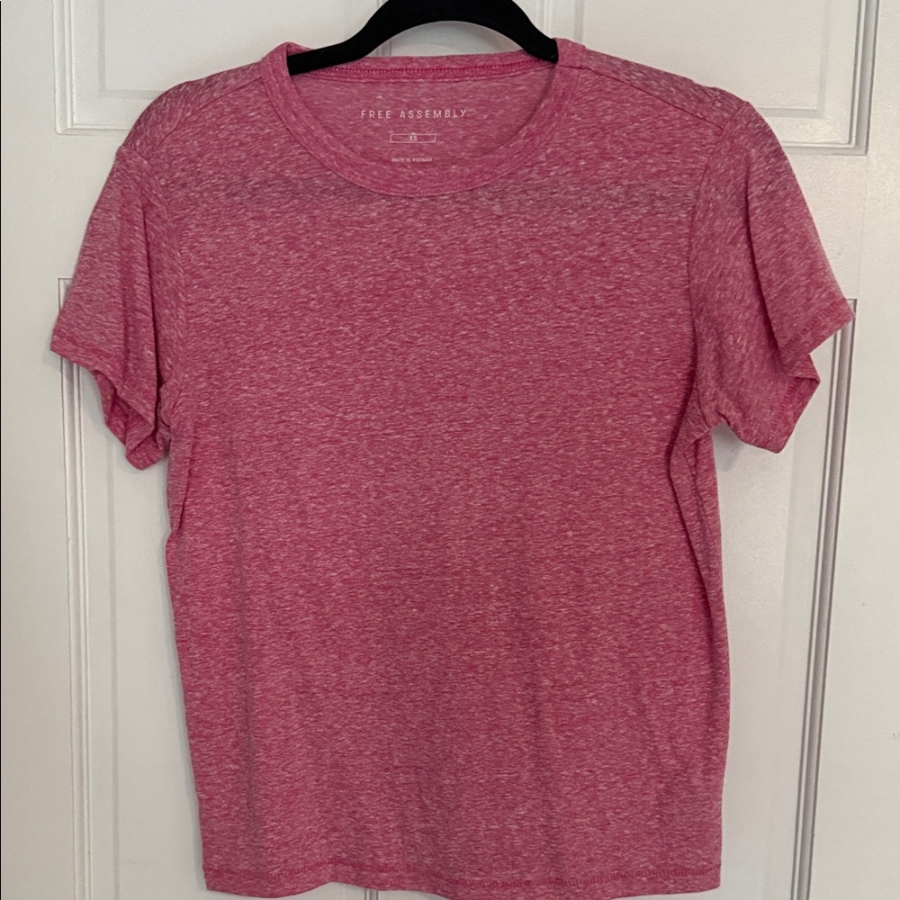 Free Assembly Pink Heathered Women's Short Sleeve Tee